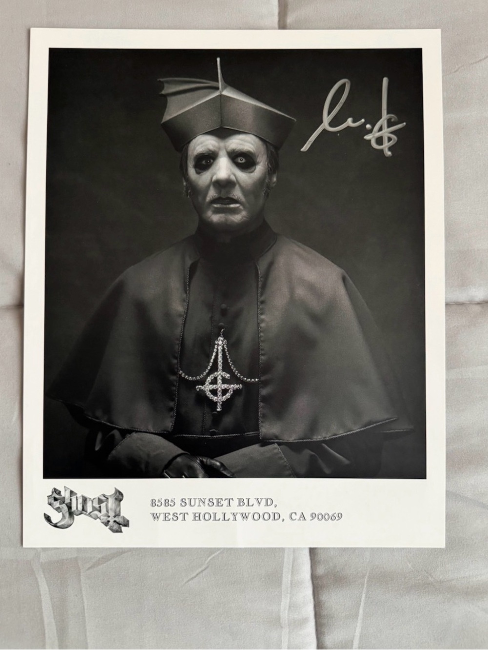 Tobias Forge signed Ghost press photo (Papa Emeritus) with 1000 piece puzzle